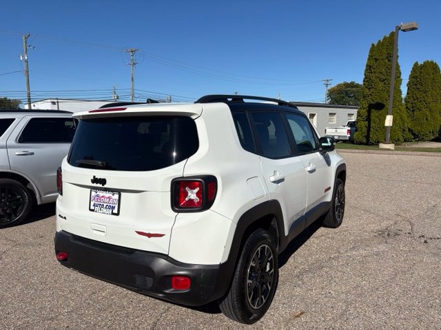 Used 2023 Jeep Renegade Trailhawk AWD/4WD image 5