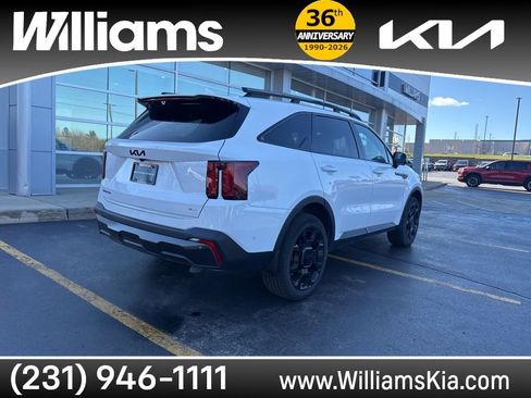 Used 2025 Kia Sorento SX Prestige w/ Olive Brown Leather Package image 4