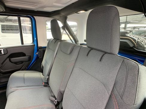 New 2024 Jeep Wrangler Unlimited Rubicon w/ Capability Package image 18