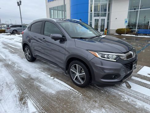 Used 2022 Honda HR-V EX image 3