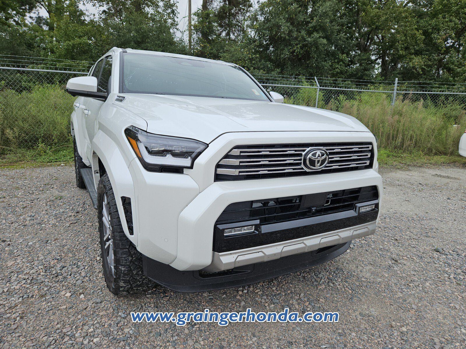 Used 2026 Toyota 4Runner Limited AWD/4WD image 4