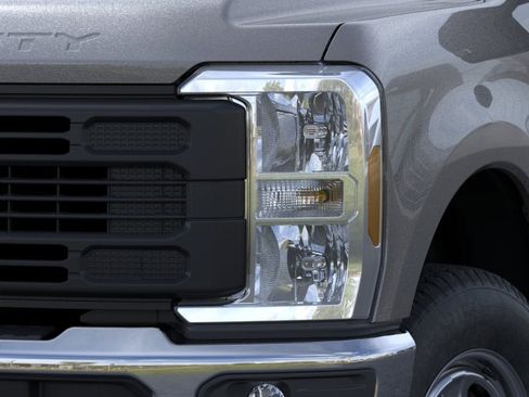 New 2026 Ford F350 XL w/ XL Chrome Package AWD/4WD image 41