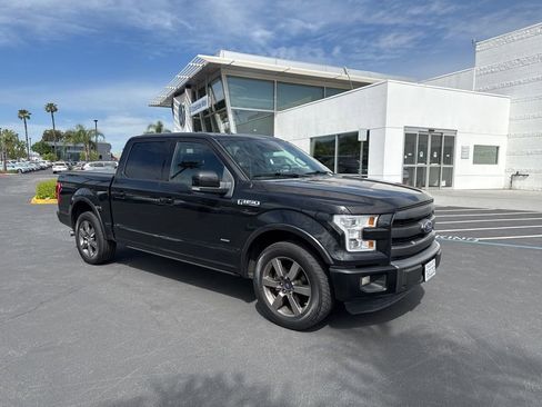 Used 2015 Ford F150 Lariat w/ Equipment Group 502A Luxury image 2