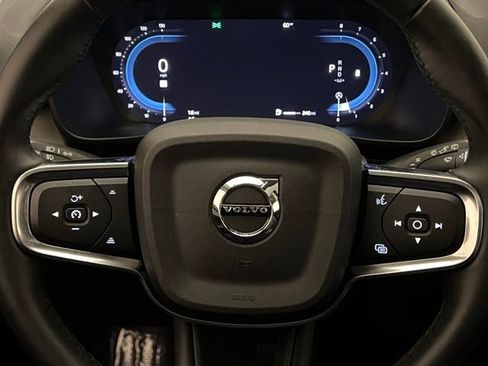 Used 2024 Volvo XC40 B5 Plus AWD/4WD image 44