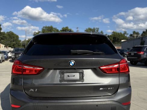 Used 2019 BMW X1 sDrive28i image 5