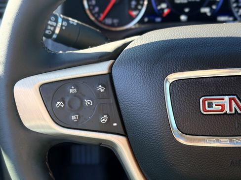 Certified 2023 GMC Acadia Denali w/ Denali Ultimate Package image 21