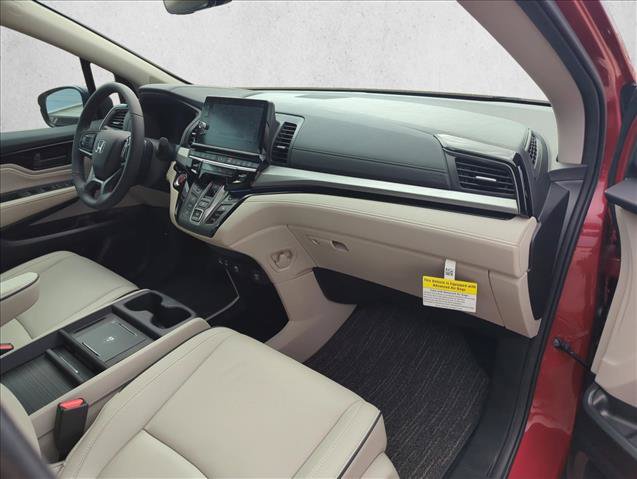 New 2026 Honda Odyssey Touring image 4
