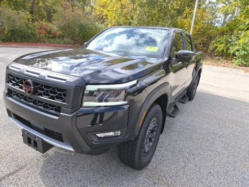 New 2026 Nissan Frontier PRO-4X w/ Pro-4x Convenience Package image 5