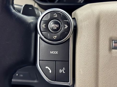 Used 2017 Land Rover Discovery SE AWD/4WD image 31
