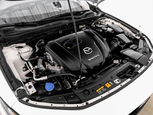 Used 2019 MAZDA MAZDA3 Hatchback w/ Preferred Package FWD image 50
