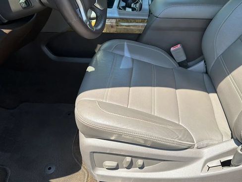 Used 2017 GMC Yukon XL Denali w/ Open Road Package RWD image 14