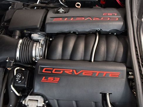 Used 2013 Chevrolet Corvette Grand Sport w/ 3LT Preferred Equipment Group RWD image 7