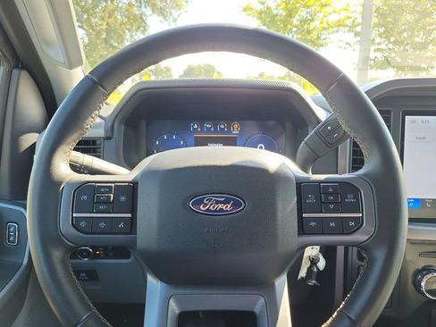 Used 2025 Ford F150 XLT w/ Equipment Group 301A Standard RWD image 19