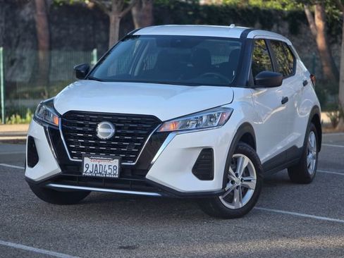 Used 2023 Nissan Kicks S FWD image 21