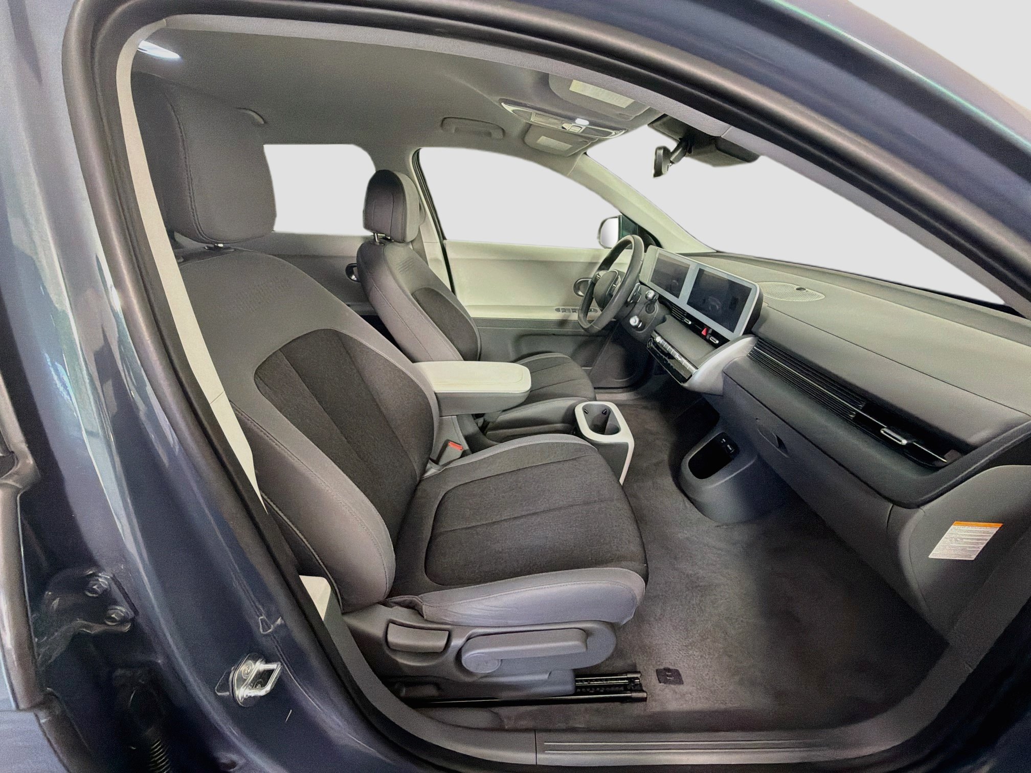 Used 2024 Hyundai Ioniq 5 SEL RWD image 33
