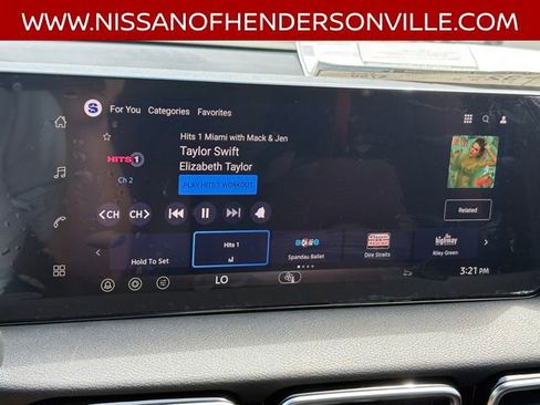 New 2026 Nissan Sentra SR w/ Floor Mat Package FWD image 15