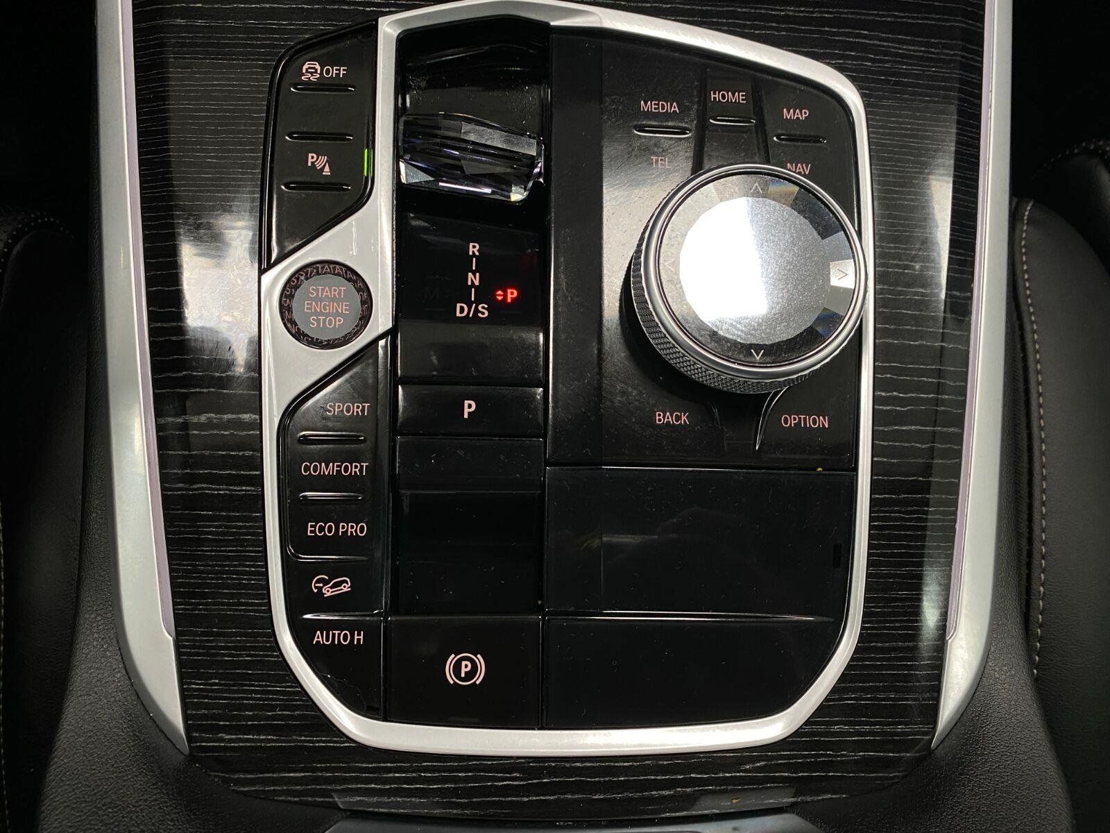 Used 2025 BMW X5 xDrive40i w/ Executive Package AWD/4WD image 30