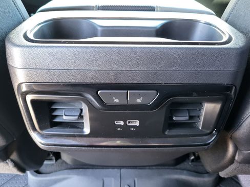 Used 2023 Chevrolet Silverado 1500 ZR2 w/ Technology Package AWD/4WD image 28