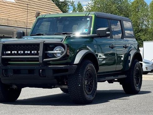 Used 2023 Ford Bronco Wildtrak AWD/4WD image 2