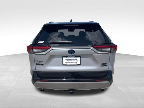 Used 2022 Toyota RAV4 XSE w/ XSE Grade Weather Package AWD/4WD image 4