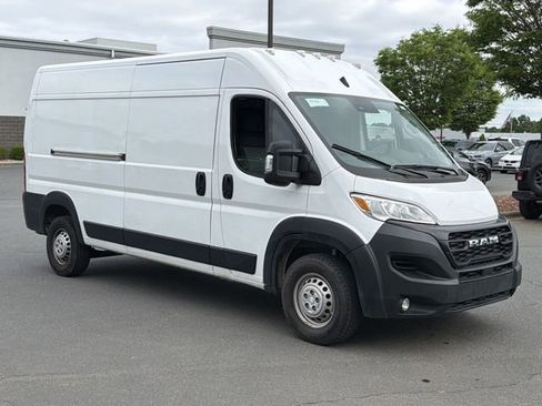 Used 2025 RAM ProMaster 3500 w/ Convenience Group FWD image 15