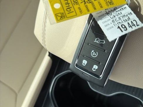 New 2025 Jeep Grand Cherokee Limited w/ Trailer Tow Package image 16