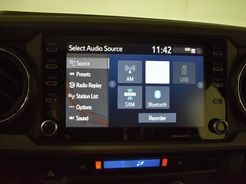 Used 2020 Toyota Tacoma TRD Off-Road w/ TRD Premium Off Road Package image 21