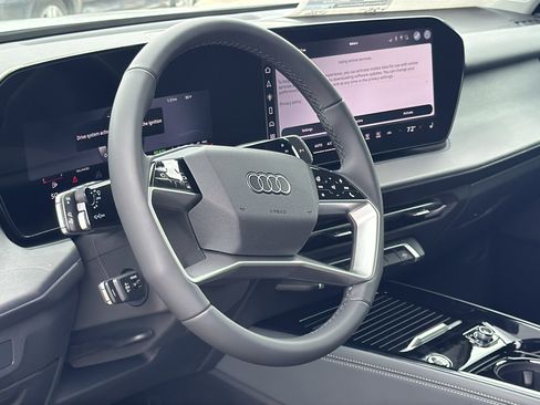 Used 2026 Audi Q3 quattro 2.0T AWD/4WD image 10