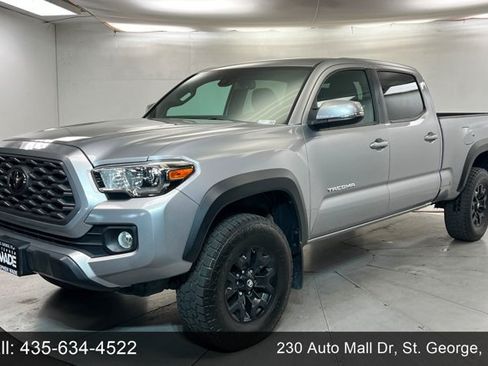 Used 2021 Toyota Tacoma TRD Off-Road w/ Technology Package AWD/4WD image 1