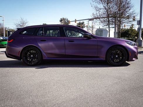 Used 2026 BMW M5 Touring image 11