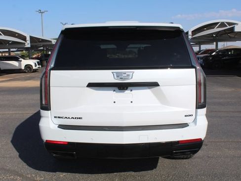 Used 2026 Cadillac Escalade ESV Platinum Sport w/ LPO, ONYX Package AWD/4WD image 4