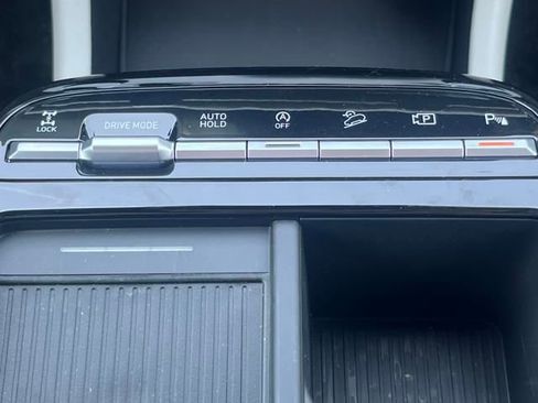 New 2025 Hyundai Tucson Limited image 35