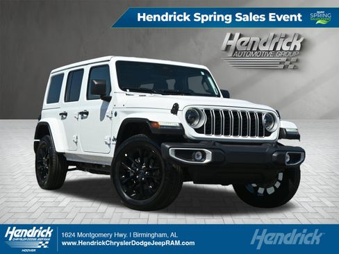 Used 2025 Jeep Wrangler Sahara w/ Safety Group image 1