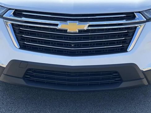 Certified 2023 Chevrolet Traverse LT FWD image 10