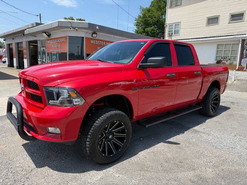 Used 2012 RAM 1500 Express w/ ST Popular Equipment Group AWD/4WD image 2