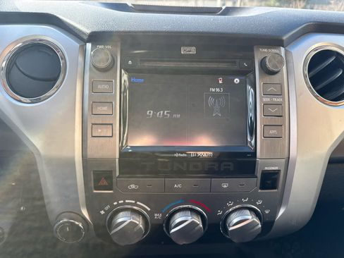 Used 2016 Toyota Tundra SR5 image 26