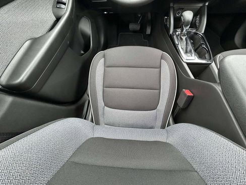 New 2026 Chevrolet TrailBlazer LT w/ Midnight Edition FWD image 13