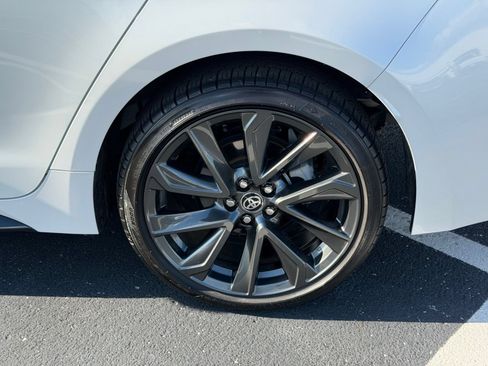 Used 2025 Toyota Corolla SE FWD image 30