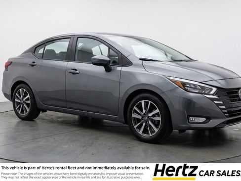 Used 2025 Nissan Versa SV FWD image 1