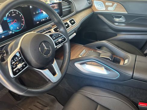 Used 2021 Mercedes-Benz GLE 350 4MATIC image 11