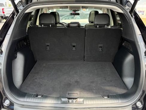 Certified 2022 Ford Escape SEL w/ SEL Stealth AWD Package image 28