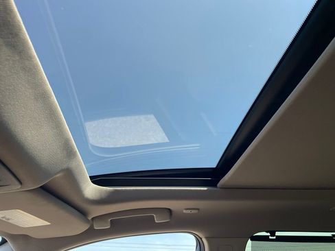 Certified 2023 Nissan Rogue Platinum FWD image 11
