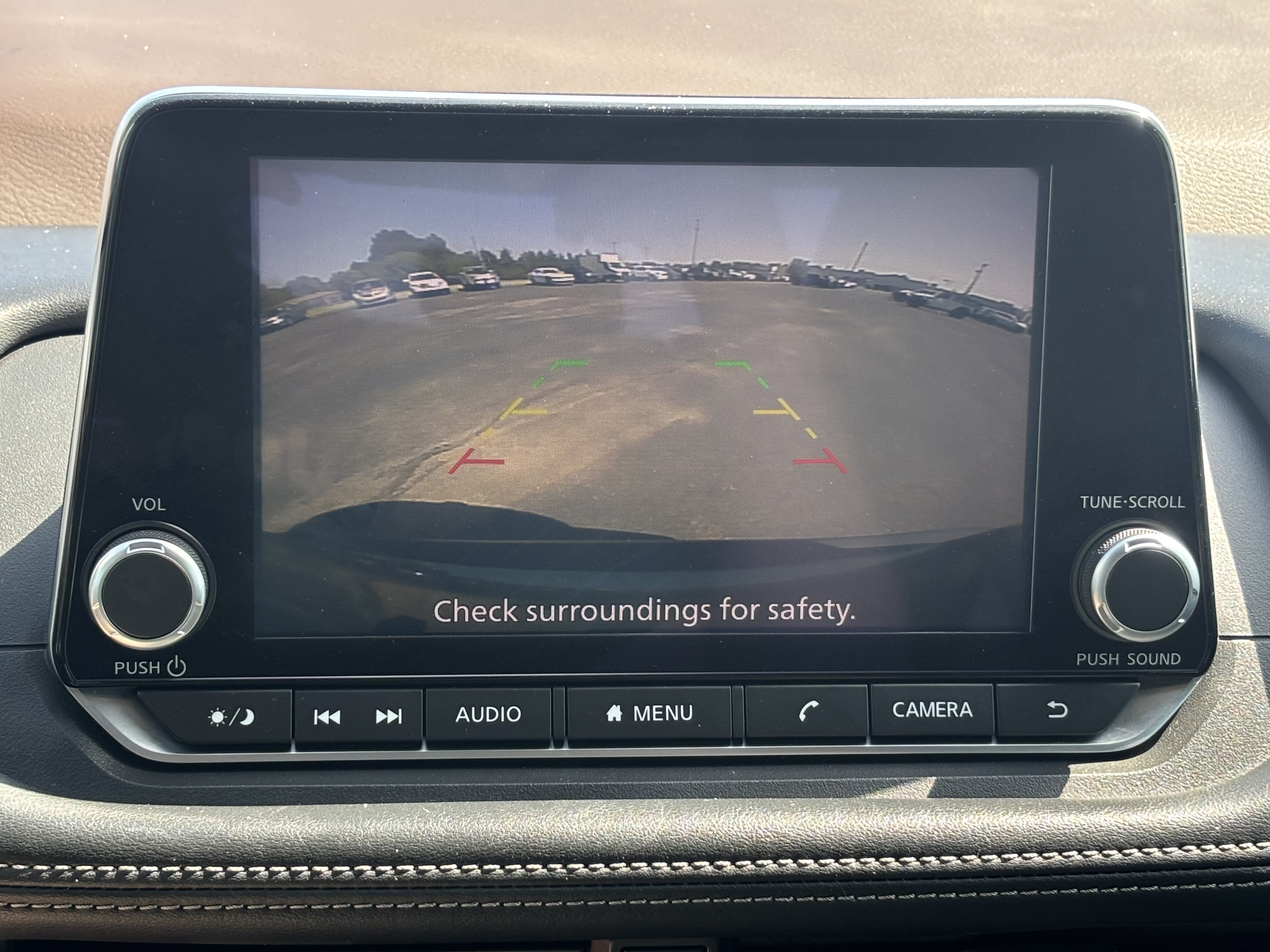 Used 2023 Nissan Rogue S FWD image 14