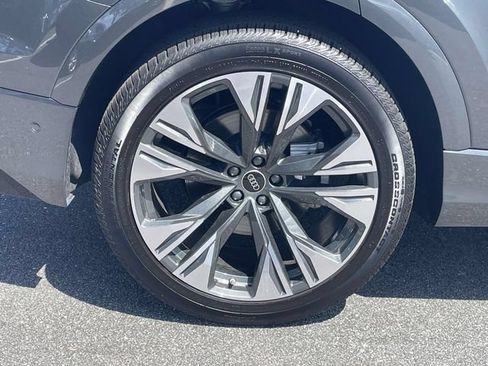 Certified 2026 Audi Q8 Premium Plus AWD/4WD image 9