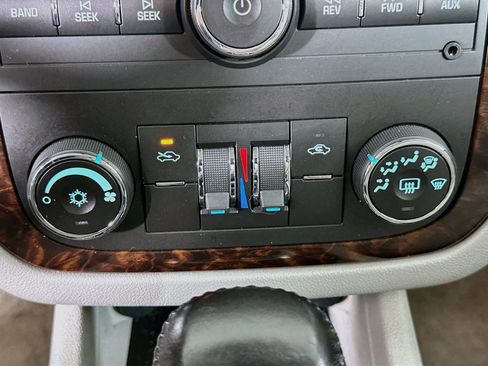 Used 2012 Chevrolet Impala LT w/ LT Sunroof Package FWD image 22