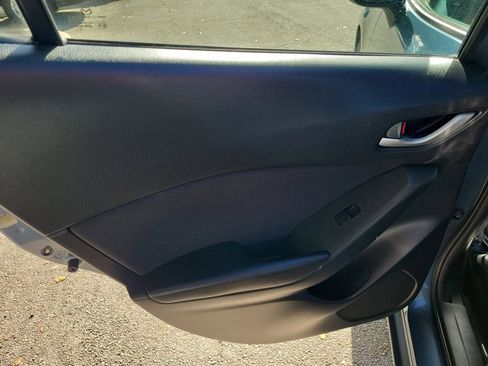 Used 2016 MAZDA MAZDA3 i Sport image 15