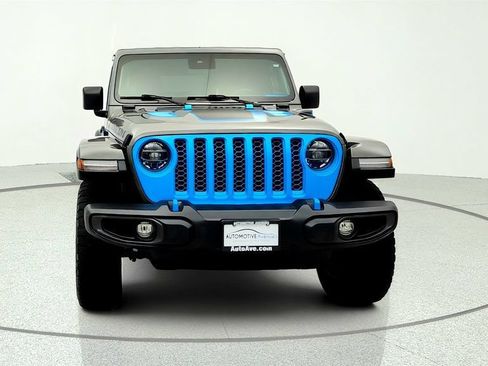 Used 2022 Jeep Wrangler Unlimited Rubicon 4xe w/ Cold Weather Group AWD/4WD image 2