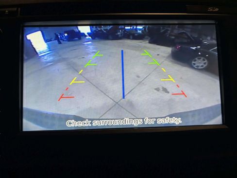 Used 2017 Nissan Titan SL image 35