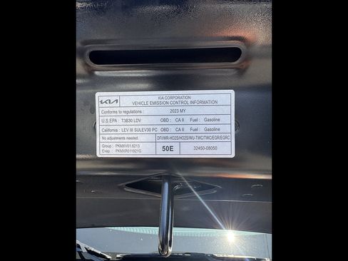 Used 2023 Kia Niro EX FWD image 7