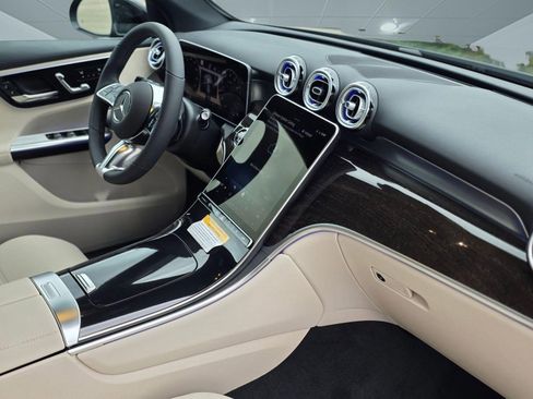 New 2026 Mercedes-Benz GLC 300 4MATIC image 22
